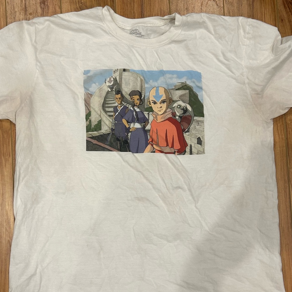 Used XL Avatar the Last Airbender White T-Shirt